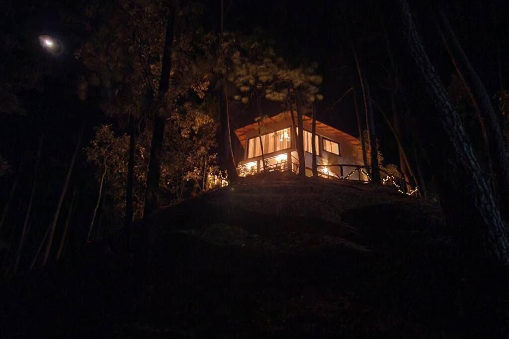 Villa Fantasia A 15 Min A Pie De Cascada 马萨米特拉 外观 照片